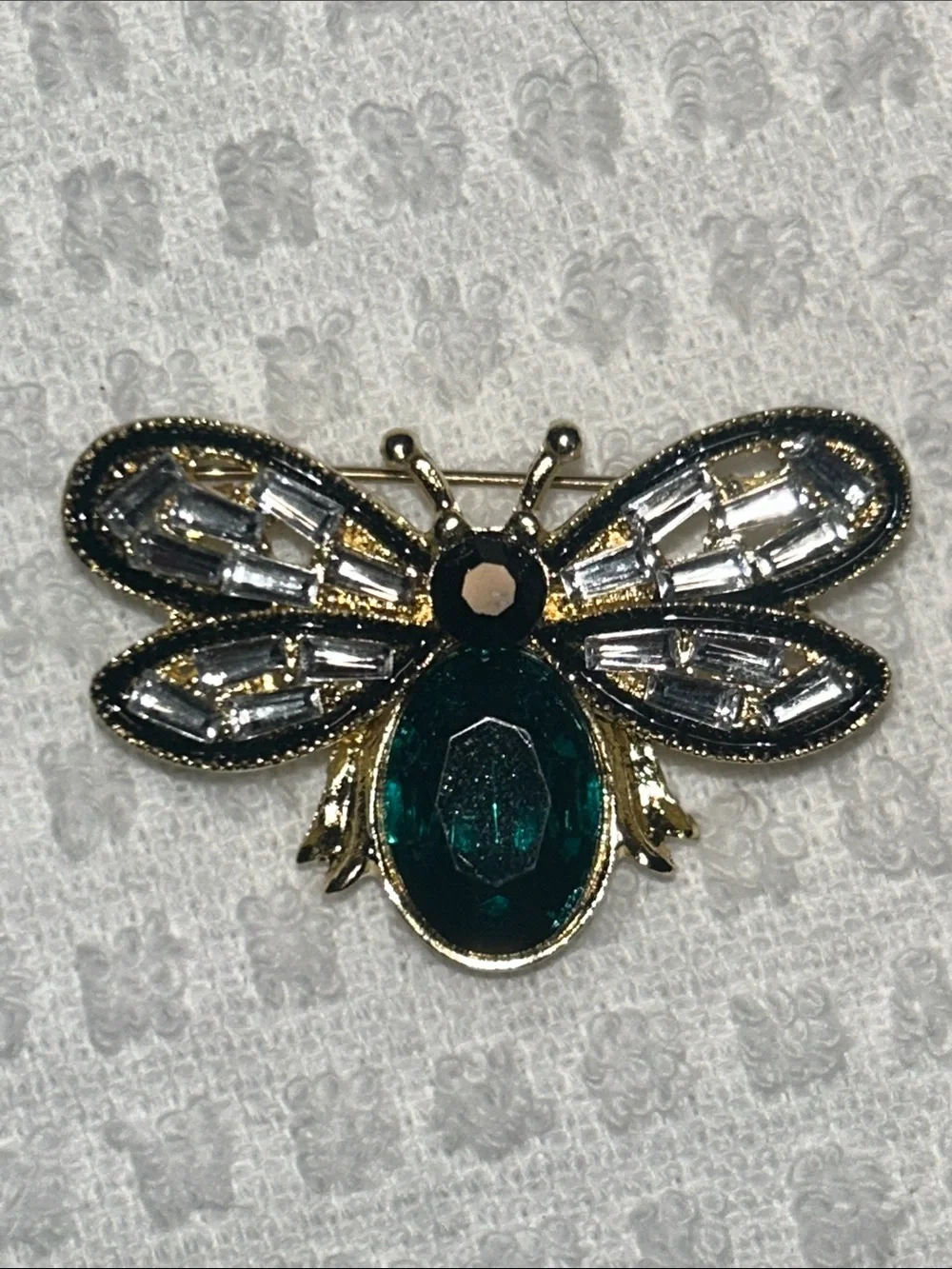 Honey Bee 🐝 Brooch - pick your favorite color